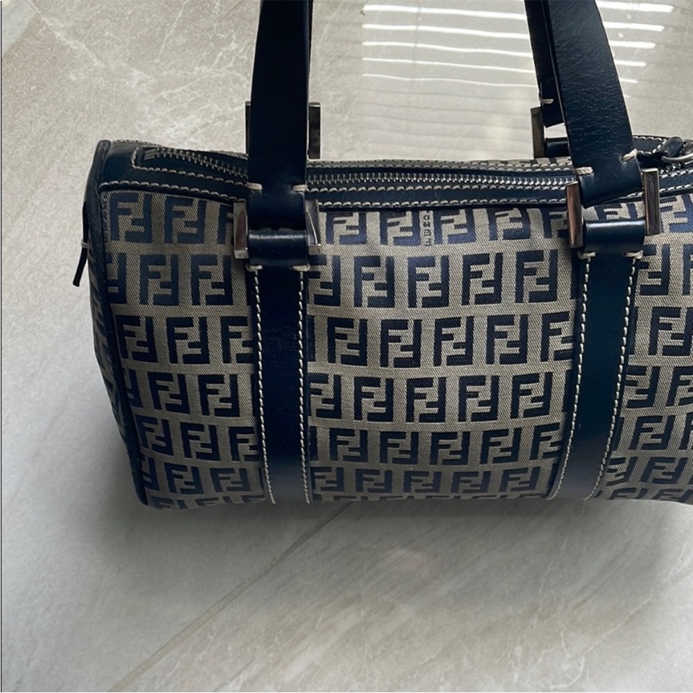 ✨FENDI✨Monogram Logo Small Boston Bag - Picture 2 of 8